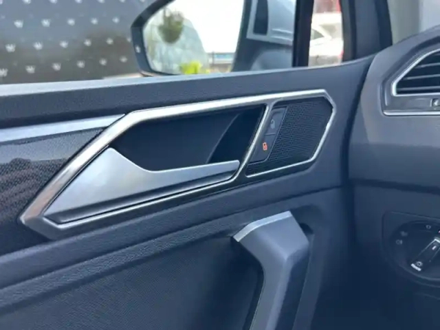 Volkswagen Tiguan elegance ehybrid — photo 17