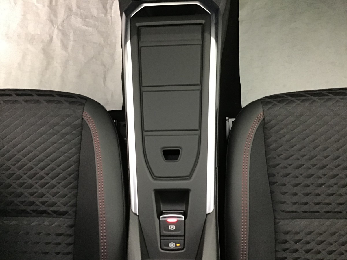 Renault Clio 6 — photo 23