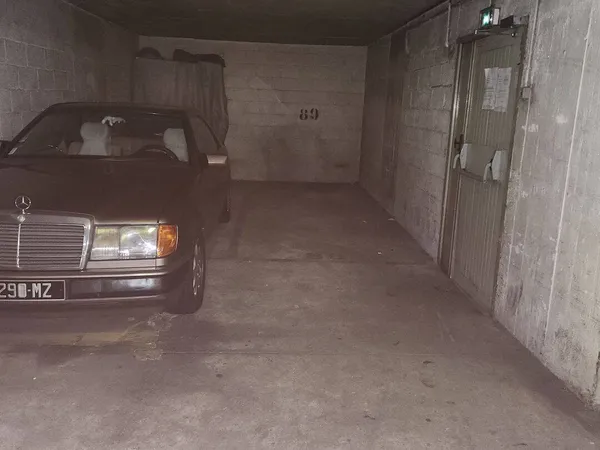 Parking 9 m²