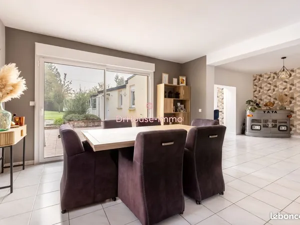 Maison 5 pièces 155 m²