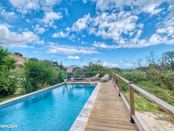Villa 6 pièces 174 m²