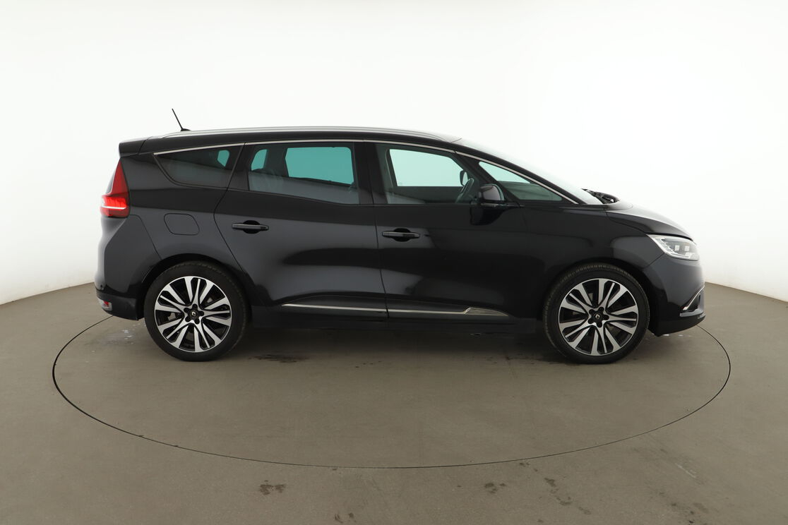 Renault Grand Scenic 1.6 dCi Energy Initiale Paris EDC — photo 6