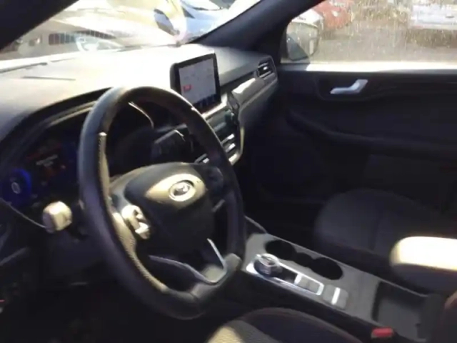 Ford Kuga 2.5 duratec 225ch powersplit phev st-line ecvt — photo 7