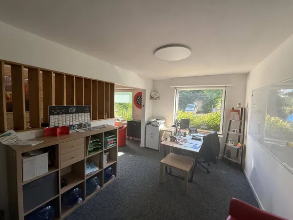 Bureau 30 m²