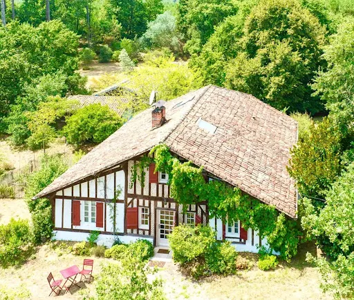Chambre d'hôtes 11 pièces 305 m²