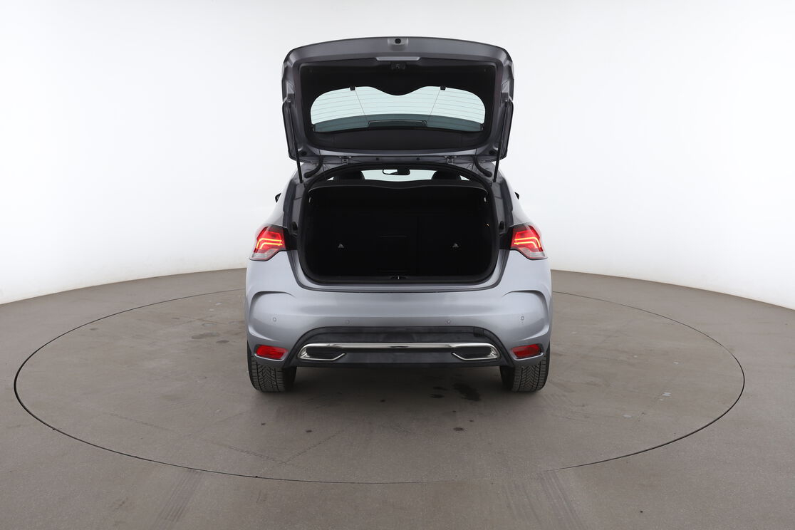 DS Automobiles DS4 1.6 Blue-HDi So Chic EAT6 — photo 15