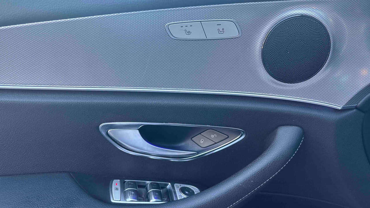 Mercedes Classe E 200 9G-Tronic — photo 16