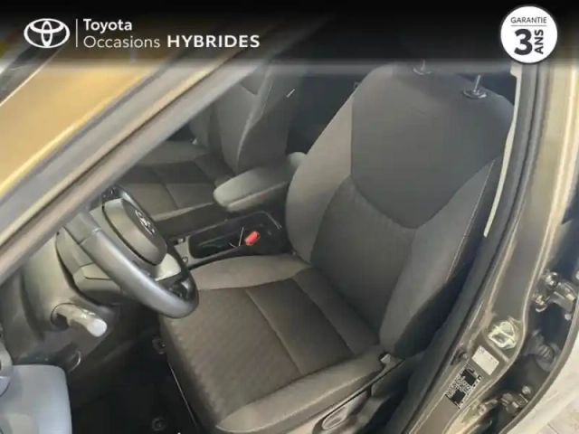 Toyota Yaris 116h design 5p my22 — photo 11