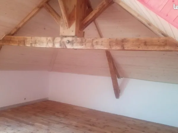 Location 30 m2 dans duplex