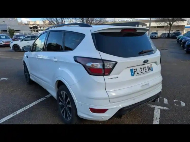 Ford Kuga 1.5 tdci 120ch stop&amp;start st-line 4x2 euro6.2 — photo 12