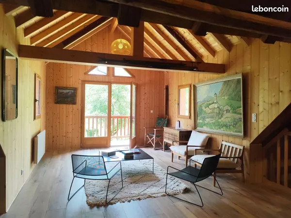 Maison 7 pièces 214 m²