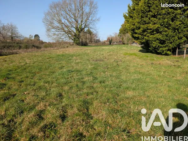 Terrain 1847 m² Châteaumeillant