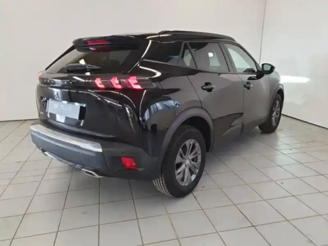 Peugeot 2008 1.2 puretech 130ch s&amp;s style eat8 — photo 5