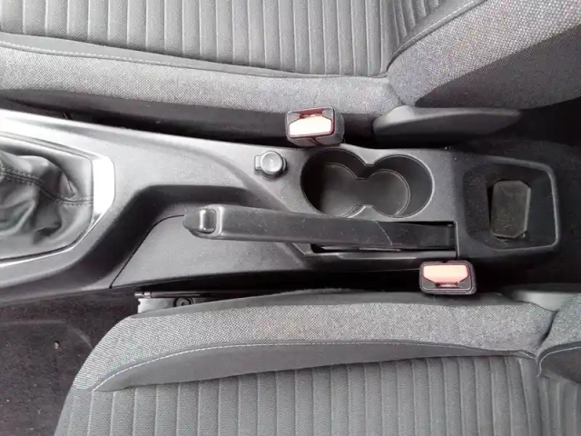 Peugeot 2008 bluehdi 110 s&amp;s bvm6 — photo 15
