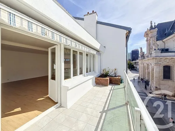 Appartement 5 pièces 141 m²