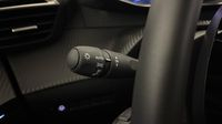 Peugeot 2008 1.2 Hybrid 145ch Allure e-DCS6 — photo 23
