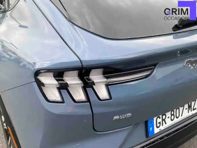Ford Mustang mach-e standard range 76 kwh 269 ch awd — photo 19