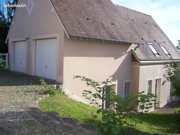 Maison avec parking et garage