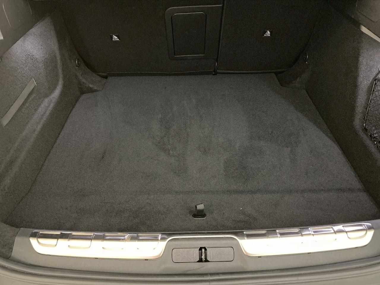 Peugeot 408 hybrid 145 e-dcs6 gt — photo 6