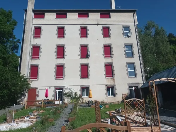 IMMEUBLE DE RAPPORT DE 13 APPARTEMENTS SANS TRAVAUX