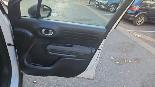 Citroen C3 Aircross 1.6 BlueHdi 120 EAT6 - Shine – 2019 – 132558 km – Diesel – Boîte Automatique — photo 26