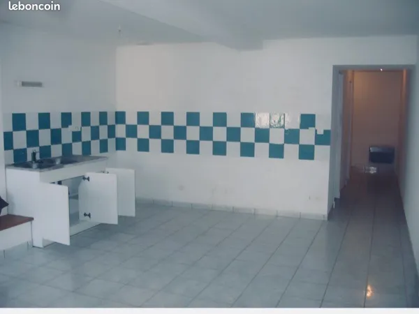 Appartement F2 à louer st germain Laval