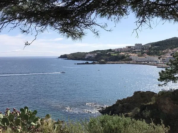 Appartement en Côte Vermeille { Banyuls Sur Mer }