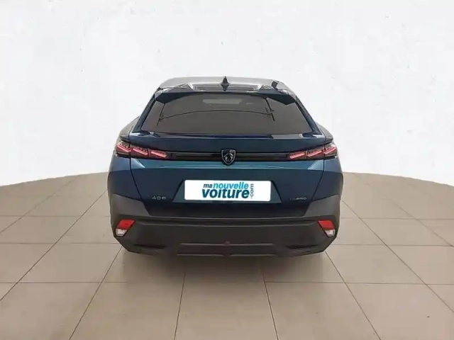 Peugeot 408 phev 225 e-eat8 — photo 5