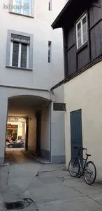 Bureau 97 m²