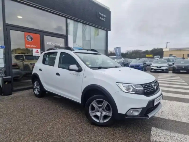 Dacia Sandero stepway tce 100 — photo 1