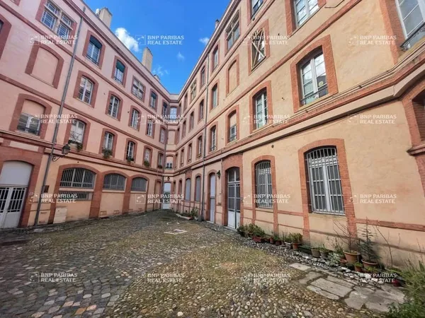 Bureaux 253 m²