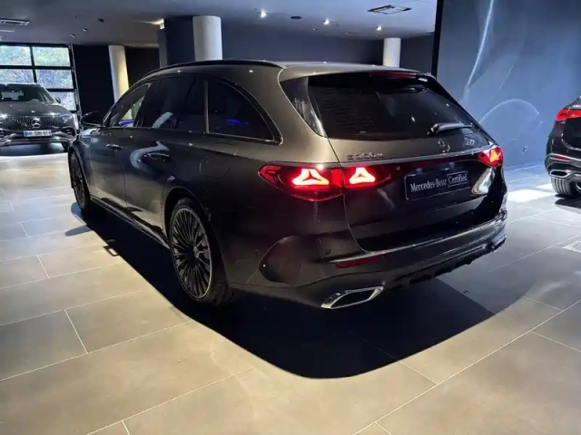 Mercedes Classe E break 300 e hybrid eq 9g-tronic — photo 24