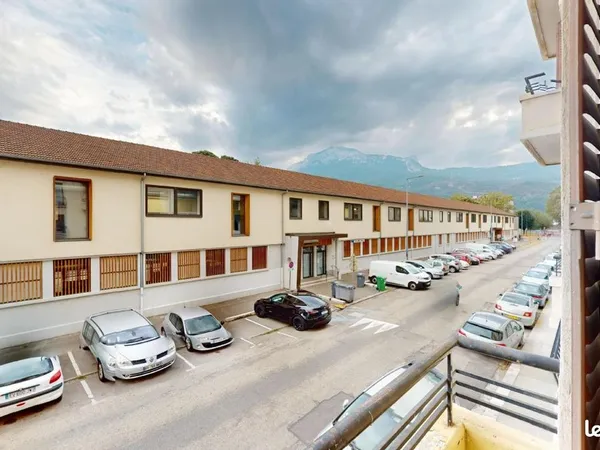 Chambre 4 pièces 79 m²