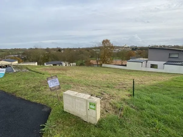 Terrain viabilisé prêt à construire 823 m²