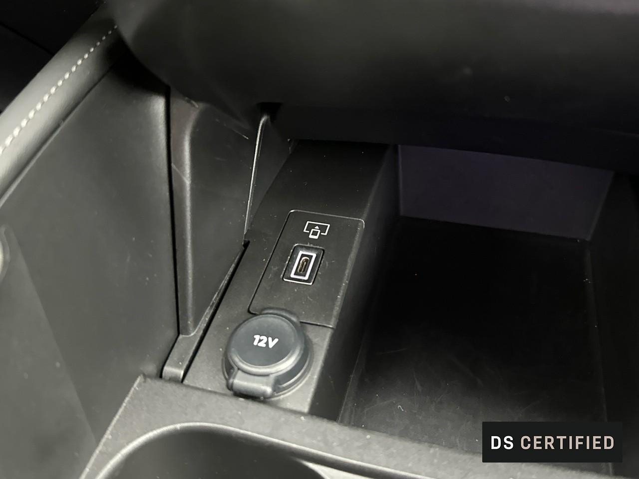 Ds Ds 4 hybride e-tense 225 eat8 cross rivoli — photo 30