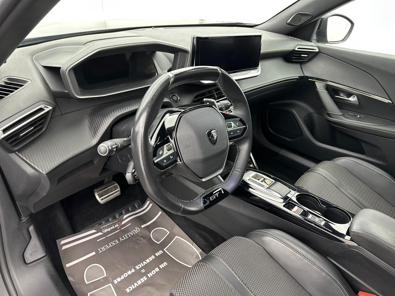 Peugeot 2008 puretech 130 s&s eat8 gt — photo 8