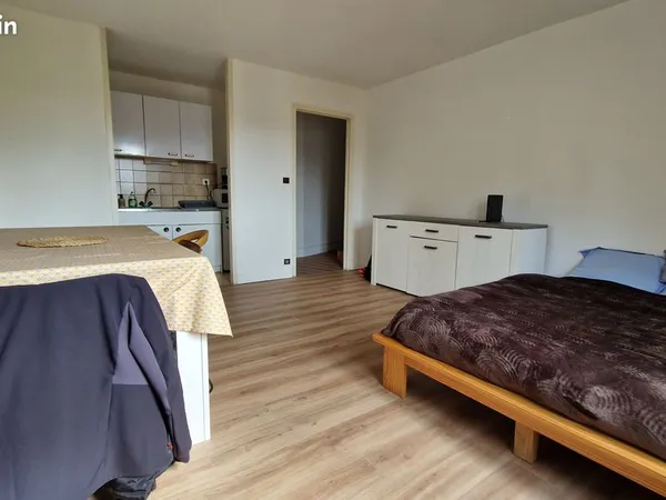 Studio 34 m² hyper centre