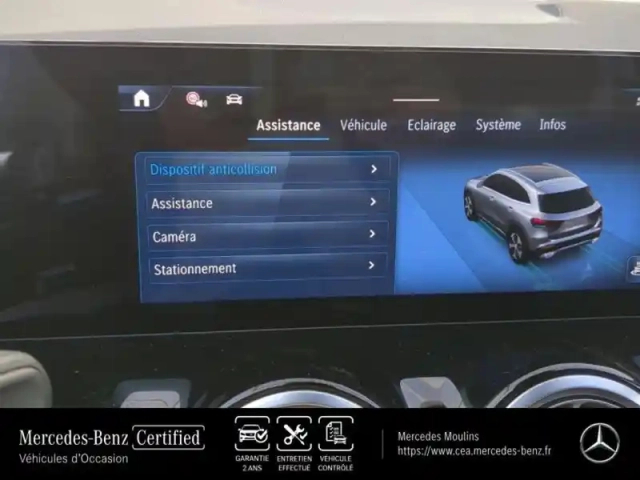 Mercedes Gla 180 d 116ch amg line 8g-dct — photo 13