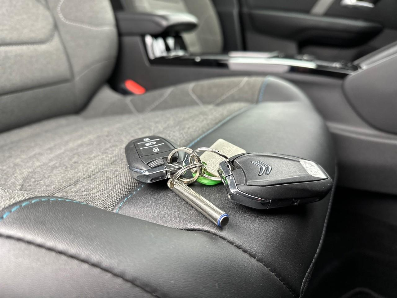 Citroën C4 puretech 130 s&s eat8 feel pack — photo 36