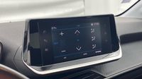 Peugeot 208 Allure PureTech 100 S S BVM6 — photo 13