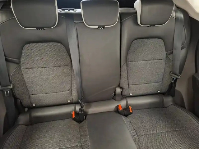 Renault Captur e-tech plug-in 160 — photo 4
