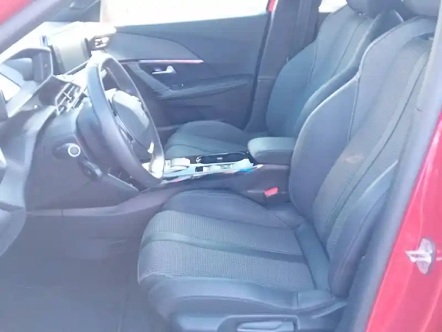 Peugeot 2008 electrique 136 ch — photo 49