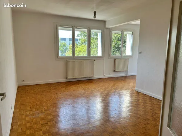 Cauderan appartement 4 pieces 77 m²