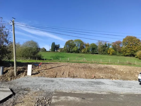 Terrain 809 m²