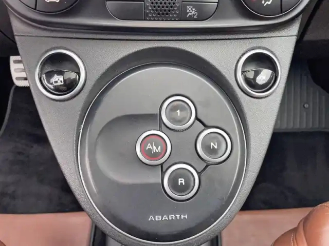 Abarth 500 595 1.4 turbo 16v t-jet 165 ch bva5 — photo 22