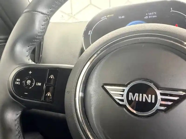 Mini Mini countryman 125 - 95 ch all4 bva6 — photo 36