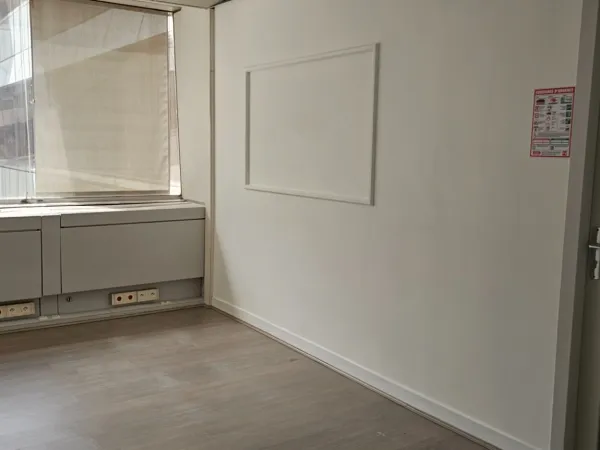 Bureau 1 pièce 14 m²