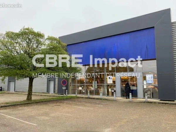 Local commercial 900 m² SAINT DIZIER