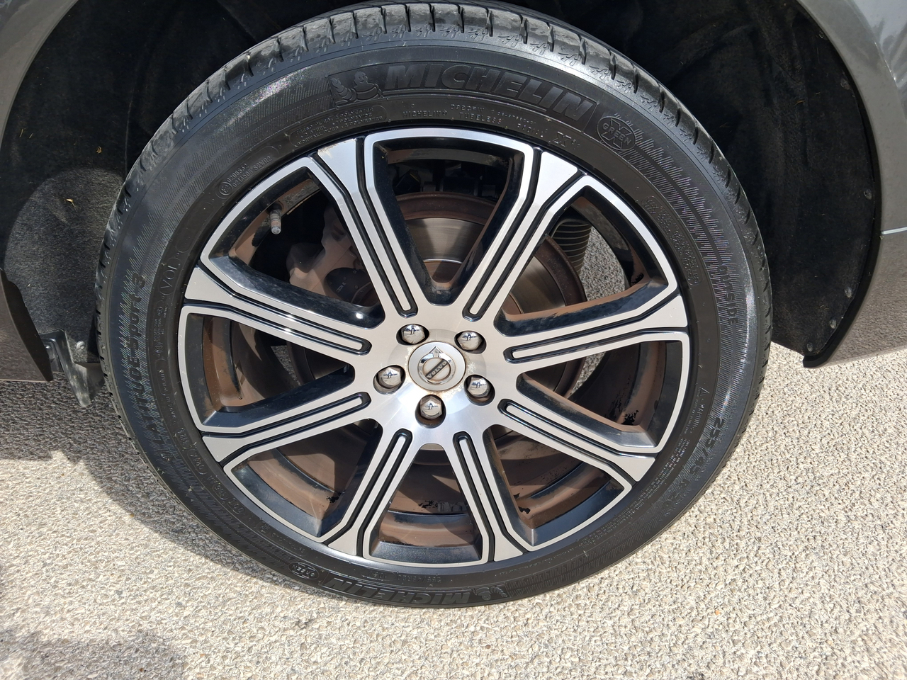 Volvo XC60 D5 AWD 235 ch Geartronic 8 — photo 95