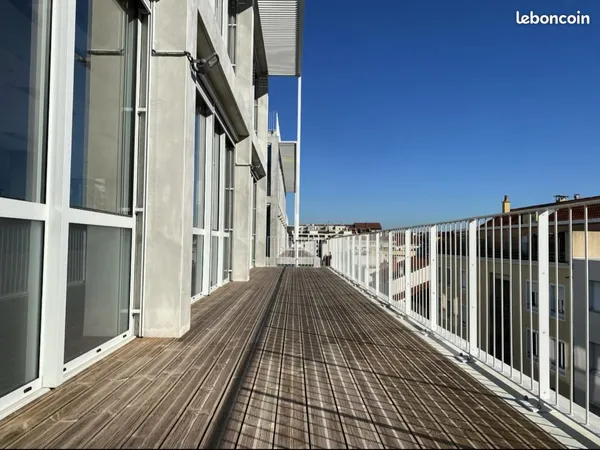 Bureaux 922 m²